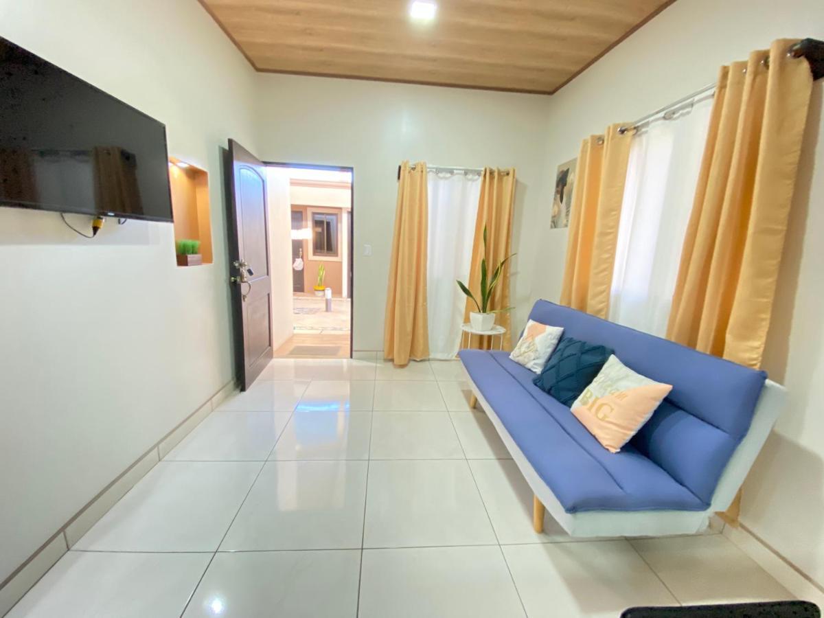 Orange Apartment 5 Min Aeropuerto Juan Santamaria Alajuela Buitenkant foto