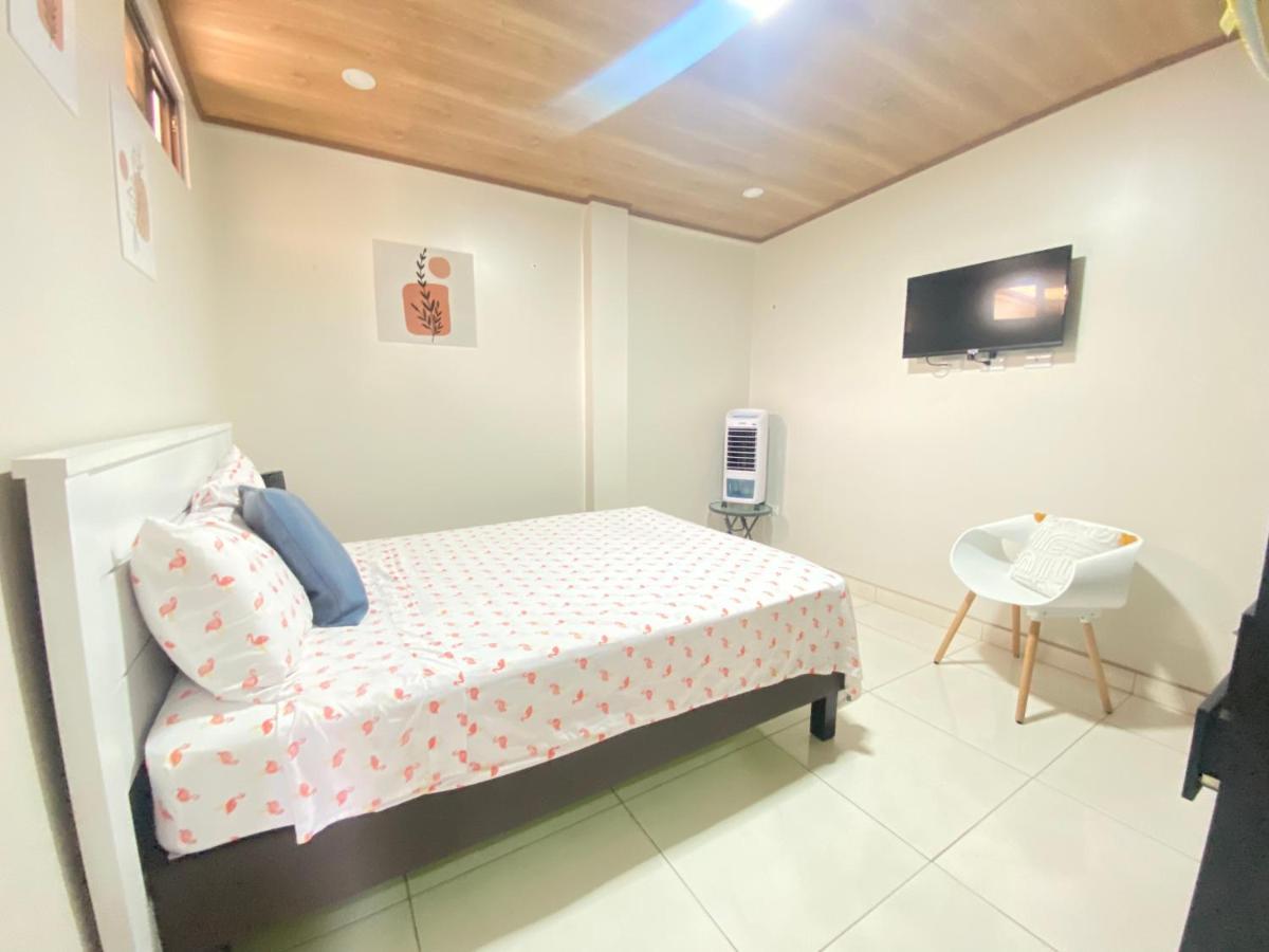 Orange Apartment 5 Min Aeropuerto Juan Santamaria Alajuela Buitenkant foto